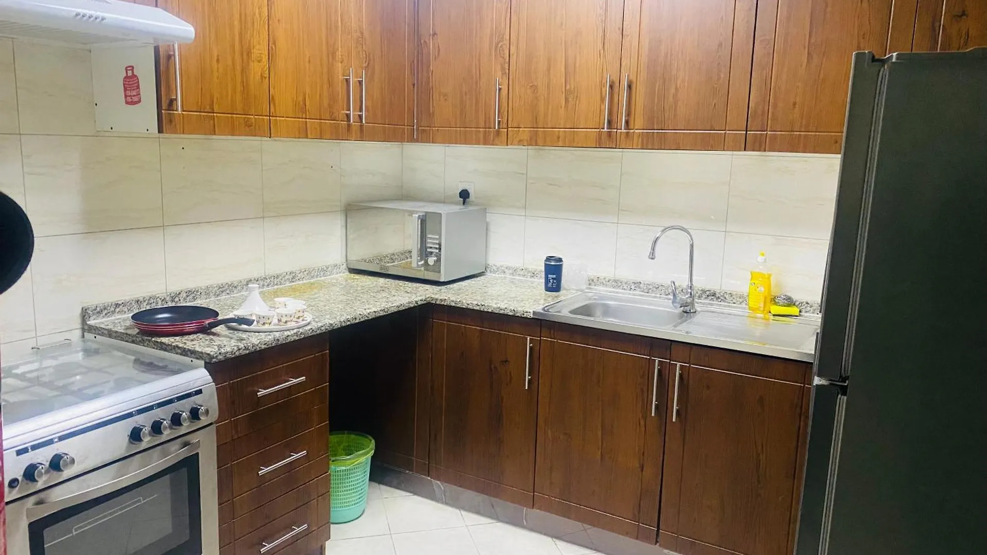 Apartment Modern Comforts Of 311 To Dubai Ajman